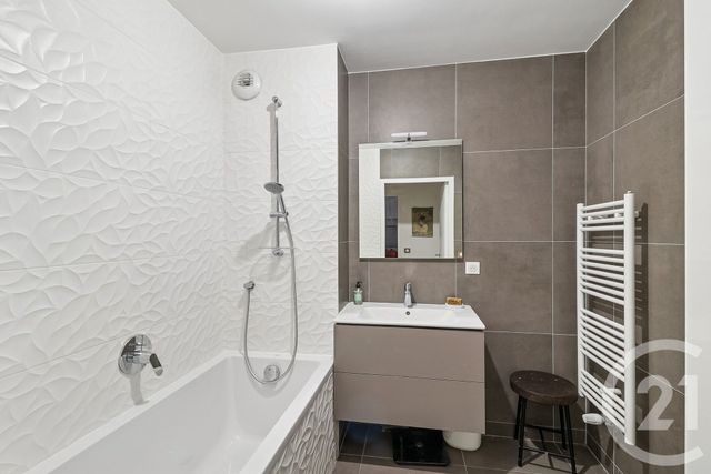 Appartement F3 &agrave; vendre - 3 pi&egrave;ces - 67,58 m2 - Paris - 75019 - ILE-DE-FRANCE