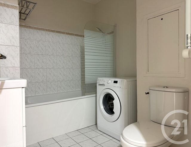 Appartement F1 &agrave; louer - 1 pi&egrave;ce - 27,30 m2 - Paris - 75019 - ILE-DE-FRANCE