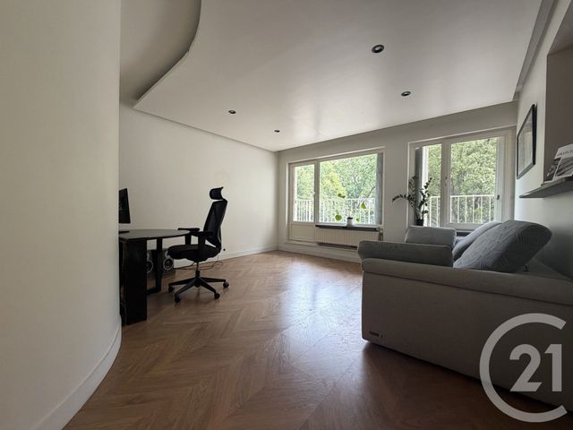 Appartement F2 &agrave; louer - 2 pi&egrave;ces - 46,55 m2 - Paris - 75019 - ILE-DE-FRANCE