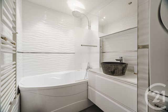 Appartement F3 &agrave; vendre - 3 pi&egrave;ces - 74,02 m2 - Paris - 75019 - ILE-DE-FRANCE