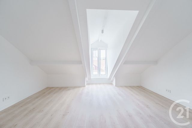Maison &agrave; vendre - 9 pi&egrave;ces - 290,70 m2 - Villejuif - 94 - ILE-DE-FRANCE