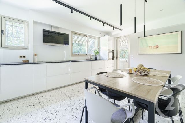 Maison &agrave; vendre - 9 pi&egrave;ces - 290,70 m2 - Villejuif - 94 - ILE-DE-FRANCE