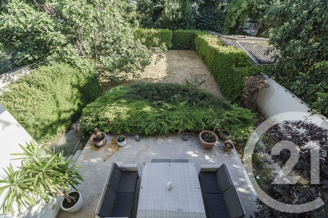 Maison &agrave; vendre - 9 pi&egrave;ces - 290,70 m2 - Villejuif - 94 - ILE-DE-FRANCE