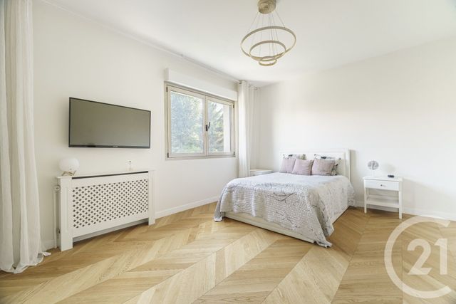 Maison &agrave; vendre - 9 pi&egrave;ces - 290,70 m2 - Villejuif - 94 - ILE-DE-FRANCE