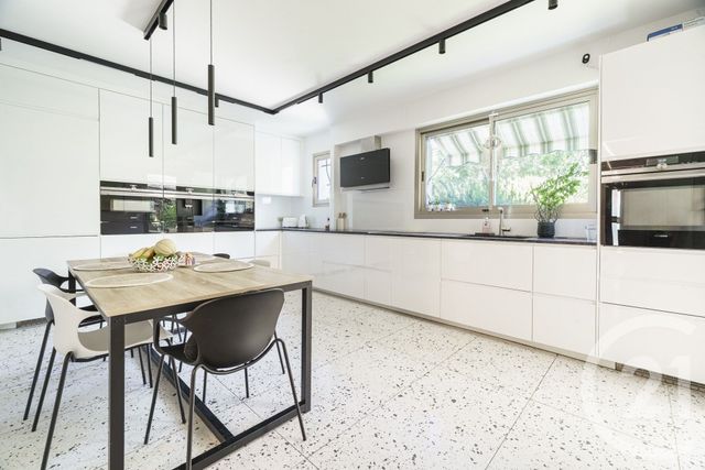 Maison &agrave; vendre - 9 pi&egrave;ces - 290,70 m2 - Villejuif - 94 - ILE-DE-FRANCE