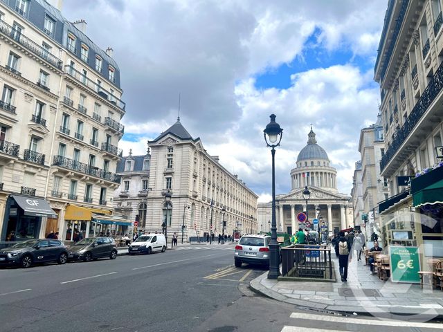 Appartement F3 &agrave; louer - 3 pi&egrave;ces - 71,49 m2 - Paris - 75005 - ILE-DE-FRANCE