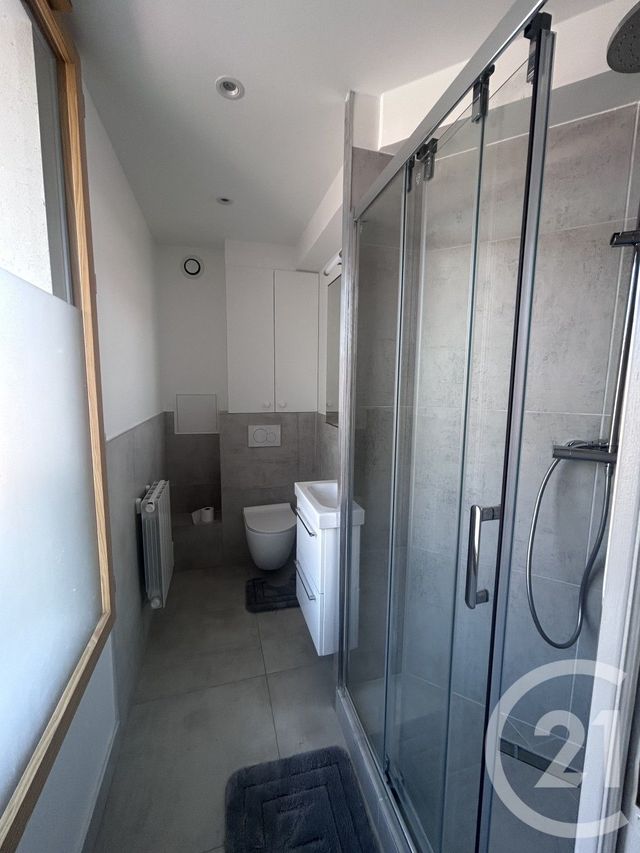 Appartement F1 &agrave; louer - 1 pi&egrave;ce - 13 m2 - Ivry Sur Seine - 94 - ILE-DE-FRANCE