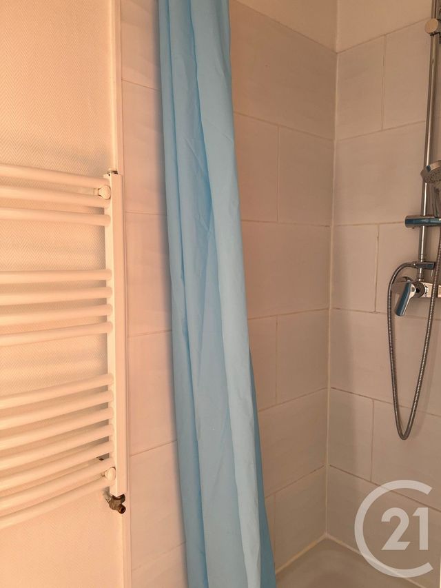 Appartement F1 &agrave; louer - 1 pi&egrave;ce - 25,41 m2 - Paris - 75013 - ILE-DE-FRANCE