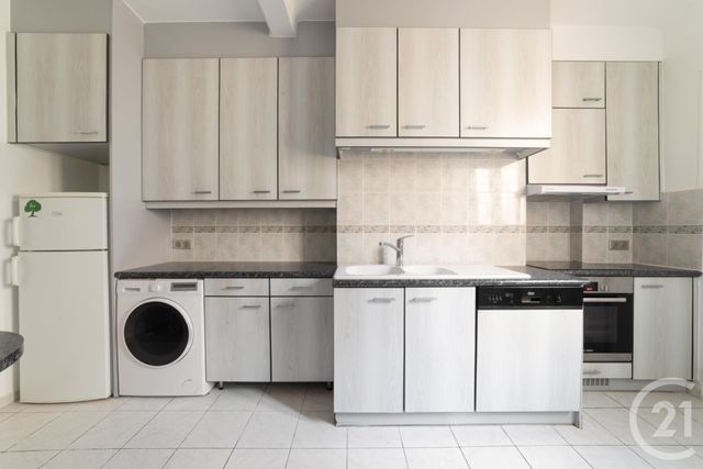 Appartement F5 &agrave; louer - 5 pi&egrave;ces - 110,91 m2 - Paris - 75003 - ILE-DE-FRANCE