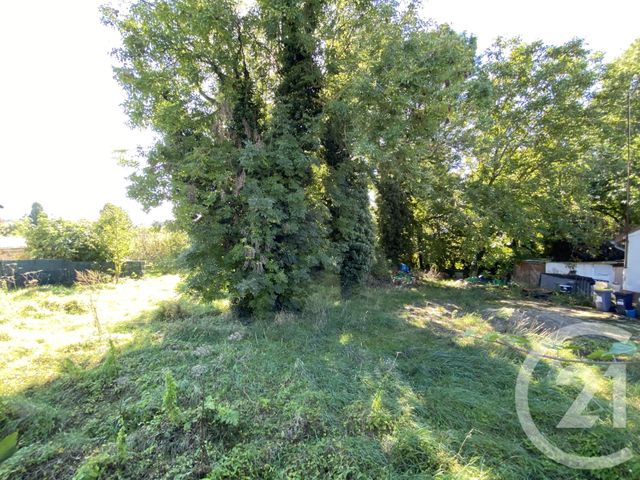 Terrain à vendre - 265 m2 - Ormesson Sur Marne - 94 - ILE-DE-FRANCE