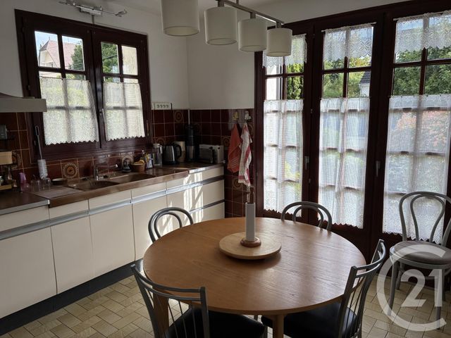 Maison à vendre - 8 pièces - 183 m2 - Ormesson Sur Marne - 94 - ILE-DE-FRANCE