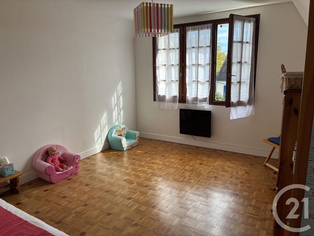 Maison à vendre - 8 pièces - 183 m2 - Ormesson Sur Marne - 94 - ILE-DE-FRANCE