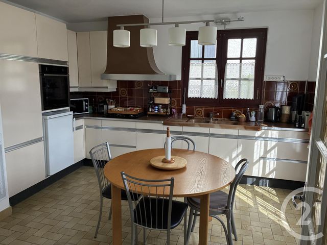 Maison à vendre - 8 pièces - 183 m2 - Ormesson Sur Marne - 94 - ILE-DE-FRANCE