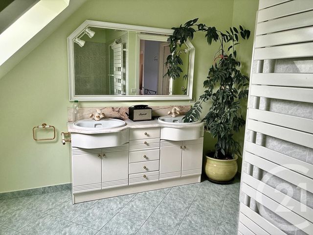 Maison à vendre - 6 pièces - 200 m2 - Ormesson Sur Marne - 94 - ILE-DE-FRANCE