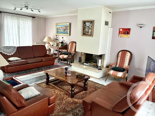 Maison à vendre - 6 pièces - 200 m2 - Ormesson Sur Marne - 94 - ILE-DE-FRANCE