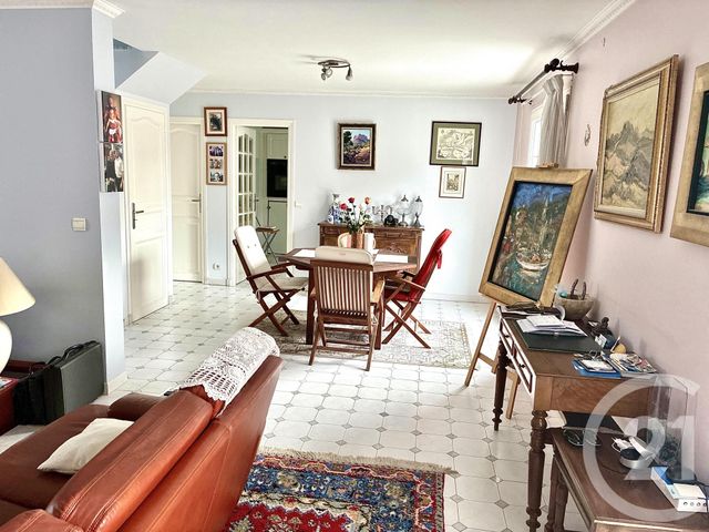 Maison à vendre - 6 pièces - 200 m2 - Ormesson Sur Marne - 94 - ILE-DE-FRANCE