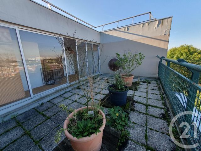 Appartement Duplex à vendre - 6 pièces - 124,99 m2 - Sucy En Brie - 94 - ILE-DE-FRANCE