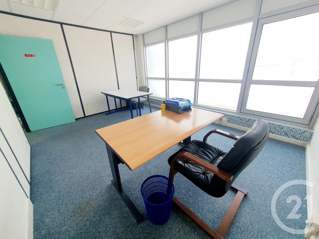 Bureaux à louer - 15.36 m2 - 94 - Val-de-Marne