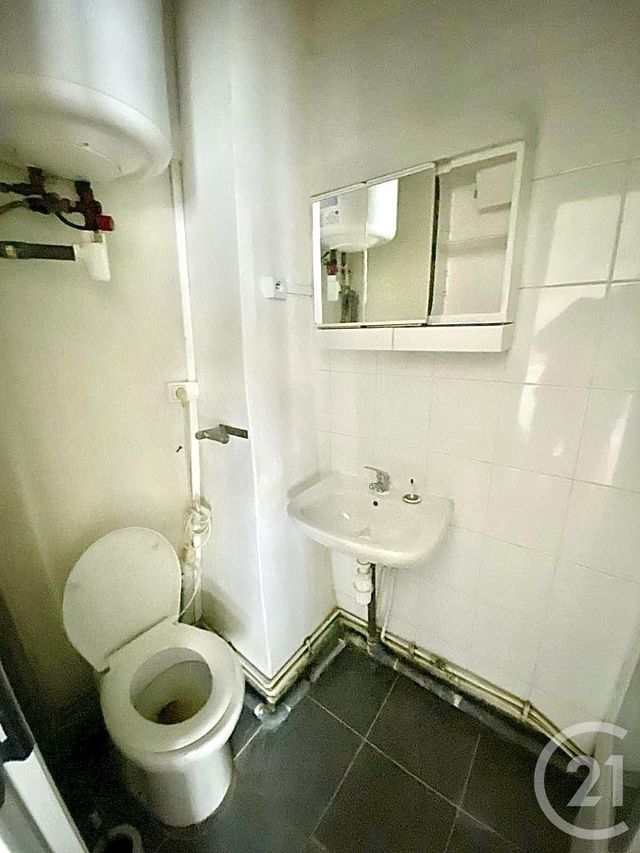 Appartement Chambre &agrave; vendre - 1 pi&egrave;ce - 12,68 m2 - Paris - 75019 - ILE-DE-FRANCE