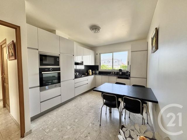 Maison &agrave; vendre - 5 pi&egrave;ces - 137 m2 - Ormesson Sur Marne - 94 - ILE-DE-FRANCE