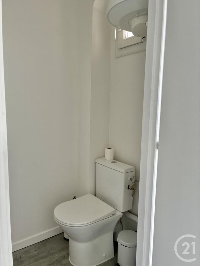 Appartement T1 &agrave; louer - 1 pi&egrave;ce - 19 m2 - Sucy En Brie - 94 - ILE-DE-FRANCE