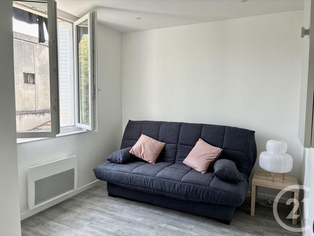 Appartement T1 &agrave; louer - 1 pi&egrave;ce - 19 m2 - Sucy En Brie - 94 - ILE-DE-FRANCE