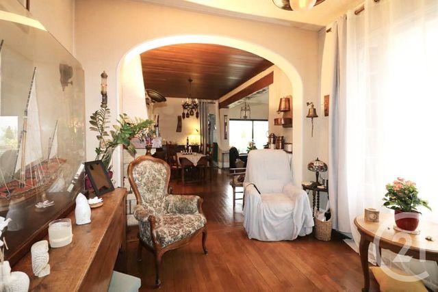 Maison &agrave; vendre - 14 pi&egrave;ces - 225 m2 - Coulommiers - 77 - ILE-DE-FRANCE