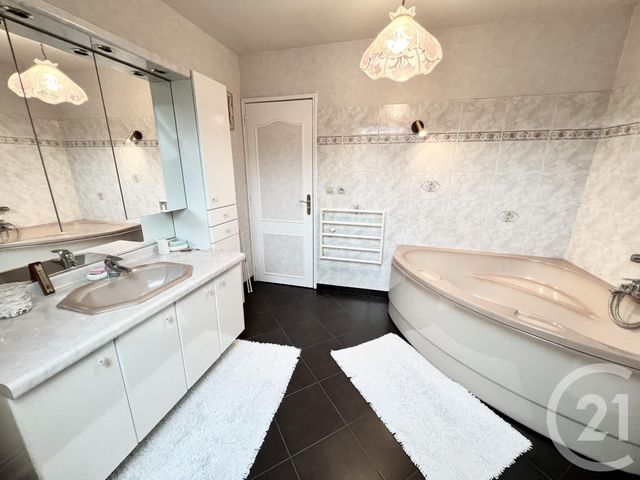 Maison &agrave; vendre - 6 pi&egrave;ces - 117,95 m2 - Coulommiers - 77 - ILE-DE-FRANCE