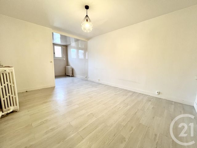Appartement T3 à vendre - 4 pièces - 63,90 m2 - Coulommiers - 77 - ILE-DE-FRANCE