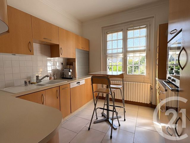 Maison à vendre - 7 pièces - 192,16 m2 - Coulommiers - 77 - ILE-DE-FRANCE