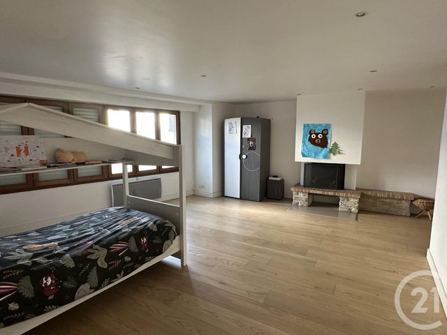 Appartement F5 à vendre - 5 pièces - 162,12 m2 - Rozay En Brie - 77 - ILE-DE-FRANCE