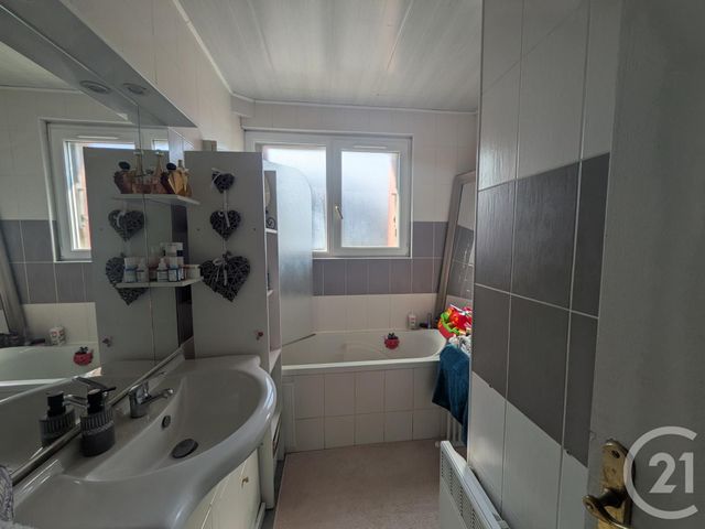 Appartement F3 à vendre - 3 pièces - 60,14 m2 - Coulommiers - 77 - ILE-DE-FRANCE