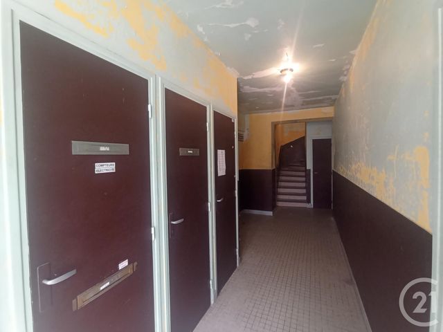 Appartement Local à vendre - 4 pièces - 80 m2 - Coulommiers - 77 - ILE-DE-FRANCE