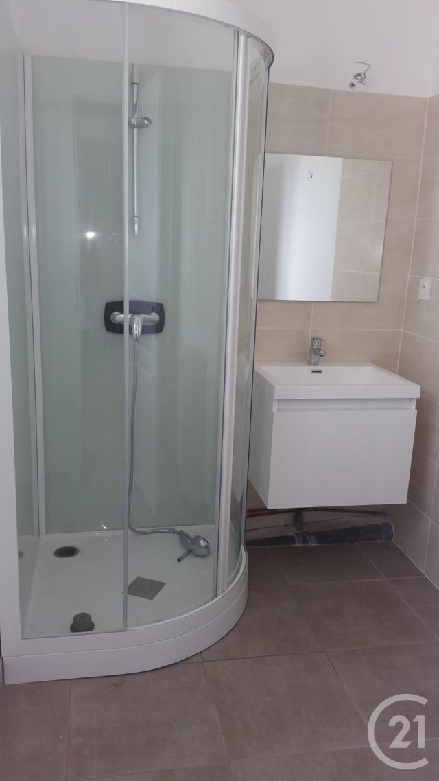 Appartement F1 &agrave; louer - 3 pi&egrave;ces - 53,57 m2 - Coulommiers - 77 - ILE-DE-FRANCE