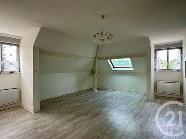 Appartement F2 à vendre - 2 pièces - 70,25 m2 - Coulommiers - 77 - ILE-DE-FRANCE