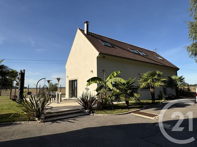 Maison à vendre - 5 pièces - 150 m2 - Mouroux - 77 - ILE-DE-FRANCE