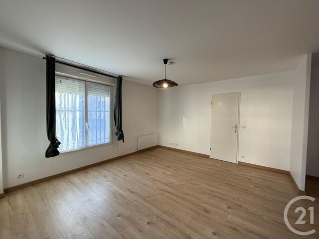 Appartement F2 à louer - 2 pièces - 40,06 m2 - Coulommiers - 77 - ILE-DE-FRANCE