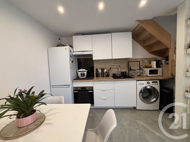 Maison &agrave; louer - 3 pi&egrave;ces - 39,50 m2 - Coulommiers - 77 - ILE-DE-FRANCE