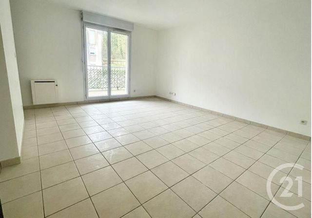Appartement F2 à louer - 2 pièces - 46,10 m2 - La Ferte Gaucher - 77 - ILE-DE-FRANCE