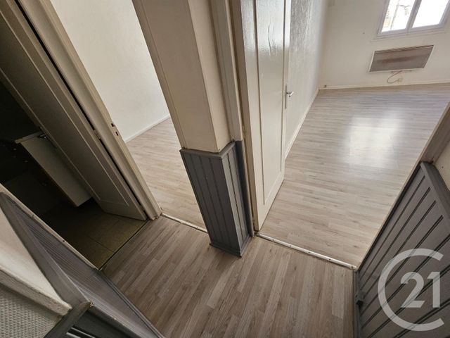 Appartement F2 &agrave; louer - 2 pi&egrave;ces - 48 m2 - Coulommiers - 77 - ILE-DE-FRANCE