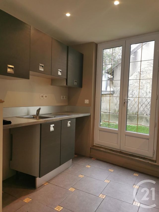 Appartement F3 &agrave; louer - 3 pi&egrave;ces - 56,94 m2 - Coulommiers - 77 - ILE-DE-FRANCE