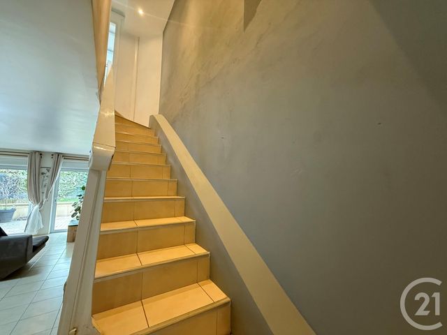 Appartement F3 &agrave; louer - 3 pi&egrave;ces - 78,59 m2 - Coulommiers - 77 - ILE-DE-FRANCE