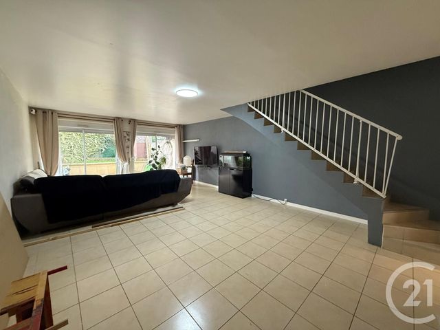 Appartement F3 &agrave; louer - 3 pi&egrave;ces - 78,59 m2 - Coulommiers - 77 - ILE-DE-FRANCE