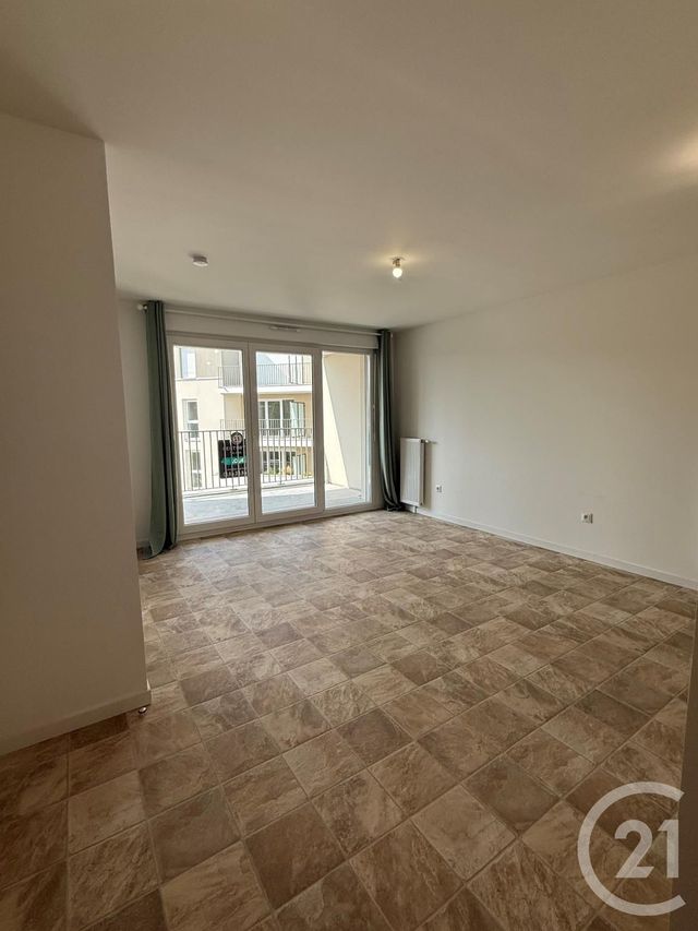 Appartement F2 &agrave; louer - 2 pi&egrave;ces - 38,22 m2 - Coulommiers - 77 - ILE-DE-FRANCE