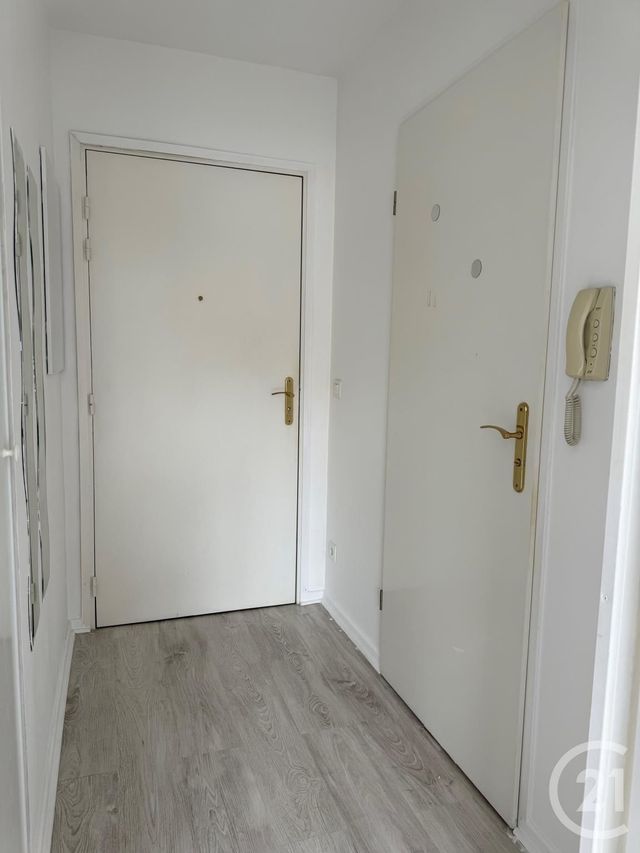 Appartement F2 &agrave; louer - 2 pi&egrave;ces - 40 m2 - Coulommiers - 77 - ILE-DE-FRANCE