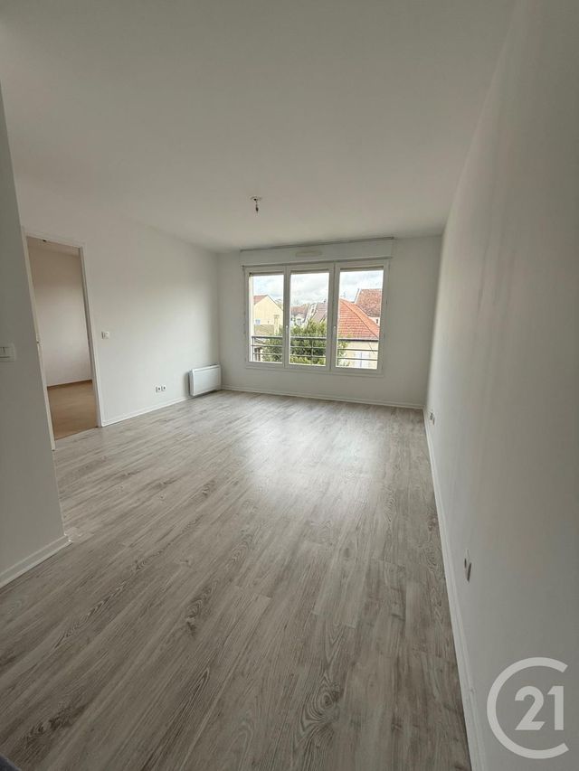 Appartement F2 &agrave; louer - 2 pi&egrave;ces - 40 m2 - Coulommiers - 77 - ILE-DE-FRANCE