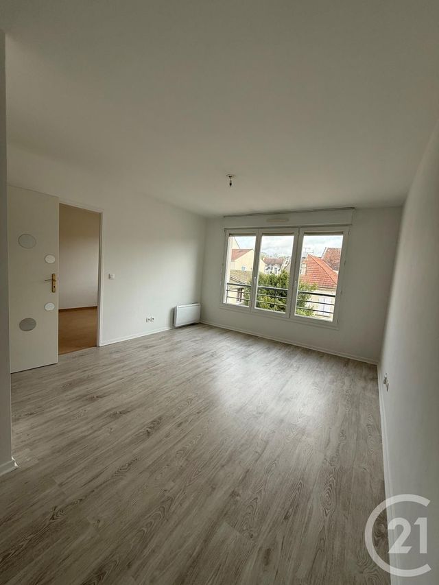 Appartement F2 &agrave; louer - 2 pi&egrave;ces - 40 m2 - Coulommiers - 77 - ILE-DE-FRANCE