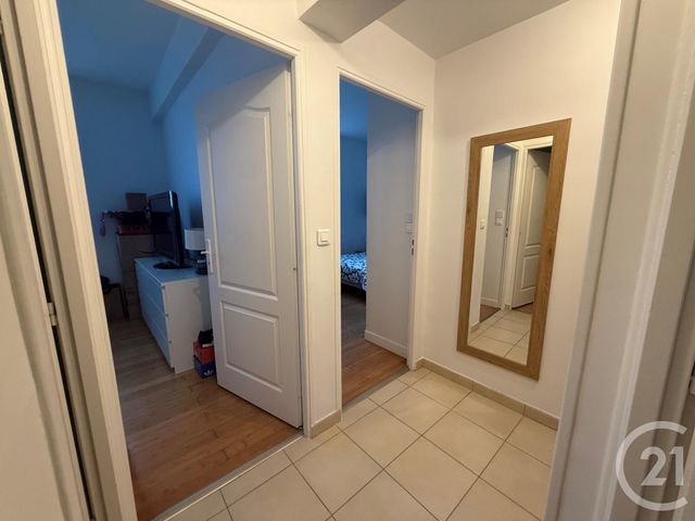 Appartement F3 &agrave; louer - 3 pi&egrave;ces - 61,83 m2 - Coulommiers - 77 - ILE-DE-FRANCE