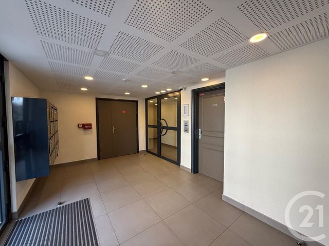 Appartement F2 &agrave; louer - 2 pi&egrave;ces - 37,94 m2 - Coulommiers - 77 - ILE-DE-FRANCE