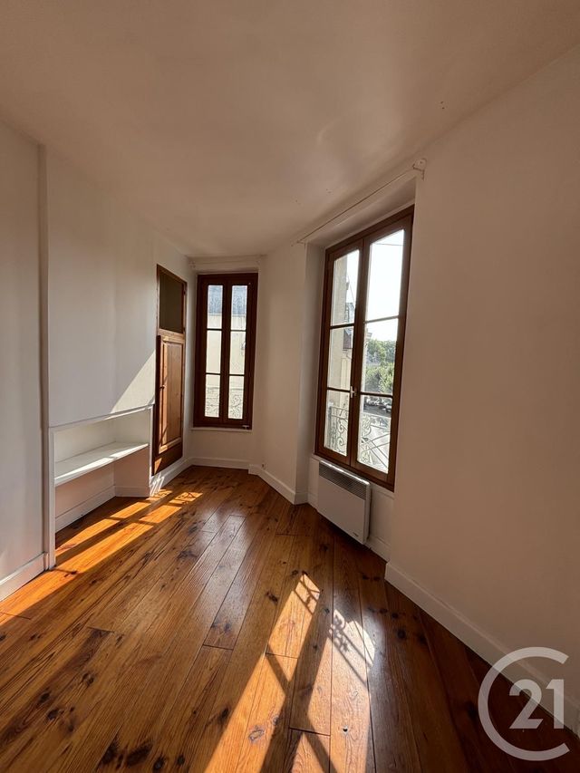 Appartement F2 &agrave; louer - 2 pi&egrave;ces - 29,39 m2 - Coulommiers - 77 - ILE-DE-FRANCE